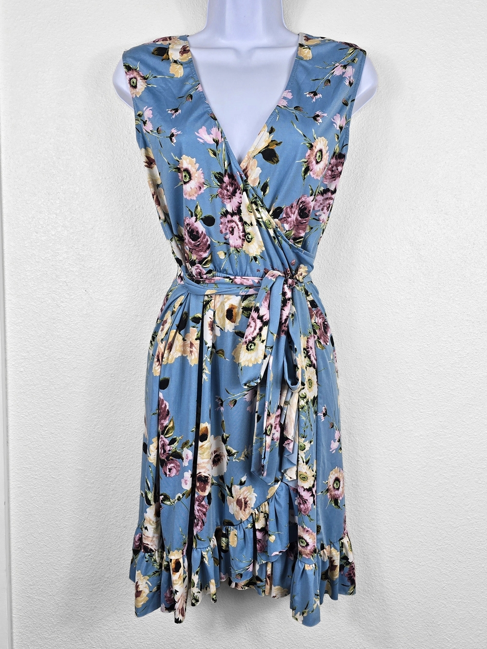 Aqua | Blue Floral Print Tie Front Surplice Neck Wrap Style Midi Dress - Medium